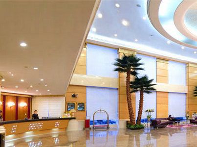 New Seasky Hotel Wuhan Intérieur photo